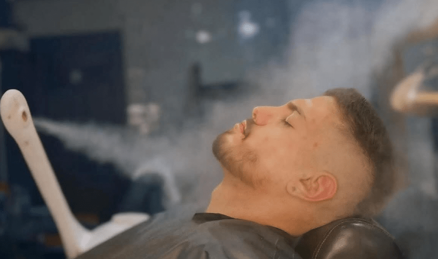 HOT TOWEL SHAVE